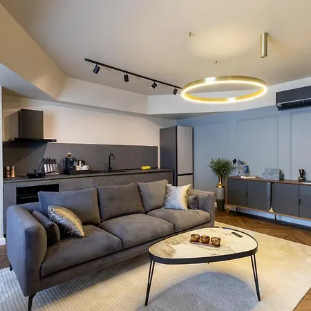Apartman Calea Floreasca 77 - 6 4*